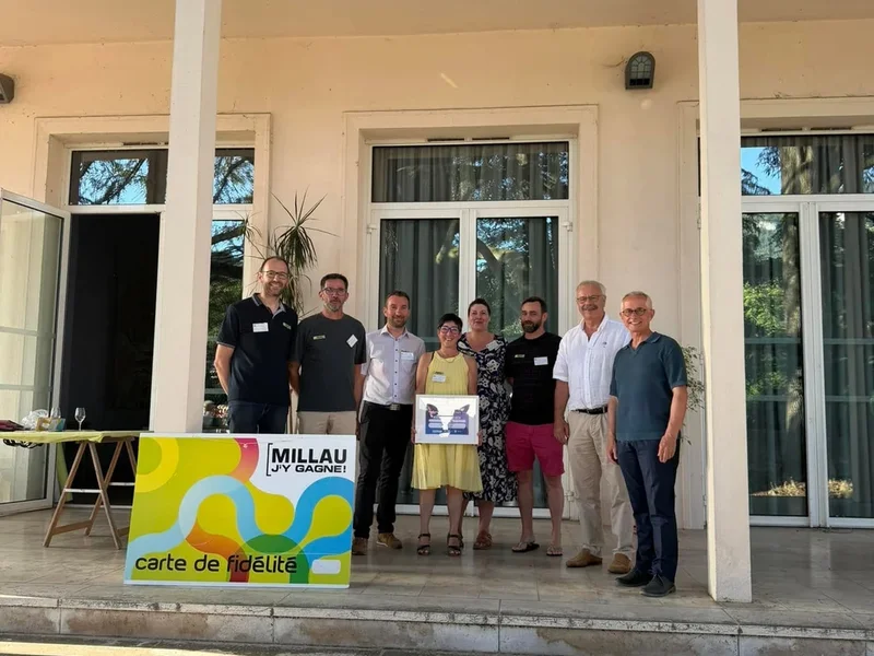 Millau J’y Gagne reçoit le Trophée du Commerce Régional