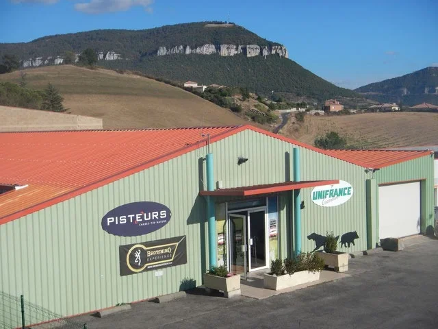 Chasse et pêche Carrière, Armurerie Espace Nature à Millau