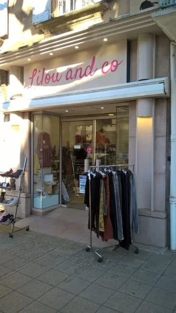 Lilou and Co, Habillement, accessoires à Millau